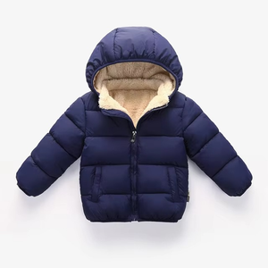 Veste matelassée à capuche unisexe noire avec doublure en fausse fourrure, coupe-vent, manteau d'hiver, coupe classique, fermeture éclair, style décontracté - Product Image 2