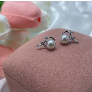 Boucles d'oreilles en perles d'Akoya d'eau de mer naturelle 6-6,5 mm, design en feuille d'argent pur, sensibilité au cristal, fabriquées en argent pur, boucles d'oreilles 6-6,5 mm - Product Image 4