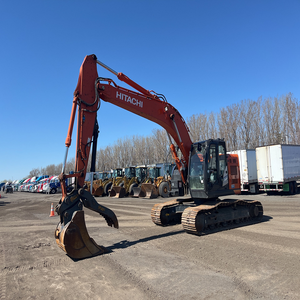 Excavadora de cadenas ZX245USLC-6N 2020 para trabajos de construcción y movimiento de tierras - Product Image 1