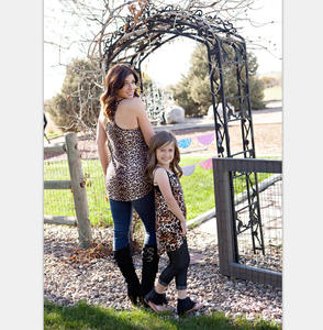 Custom Leopard Print Sleeveless Tunic Tank <b>Top</b> Wholesale Women's Animal Print <b>Flowy</b> <b>Top</b> Mommy and Me OEM Manufacturer Sexy Club - Product Image 6