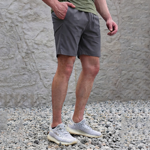 Shorts de sport pour hommes respirants, de haute qualité, à séchage rapide, pour l'entraînement, le jogging, la gym, le fitness, avec taille élastique et couleur unie - Product Image 5