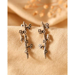 Daal Fashion Meera Jaipur ต่างหูแบบห้อยสไตล์อินเดียดีไซน์สีเงินหรูหราสำหรับผู้หญิง - Product Image 3