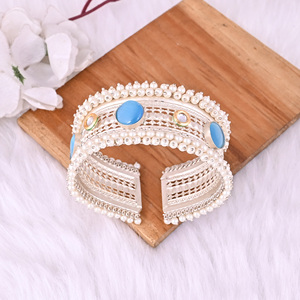 Bracelet ethnique en pierres précieuses, perles et kundan, effet œil-de-chat bleu |   Bijoux en argent allemand - Product Image 5