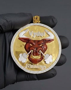 Colgante de Cabeza de Toro con Incrustaciones de Diamantes de Moissanita Incoloros Personalizados en Plata de Ley 925, Collar con Colgante Estilo Hip Hop para Raperos - Product Image 1