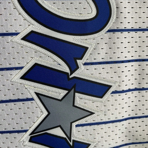 Débardeur de basketball SANGLASPORTS Grady antibactérien de haute qualité 100 % polyester personnalisable avec nom d'équipe maille respirante pour tous - Product Image 3