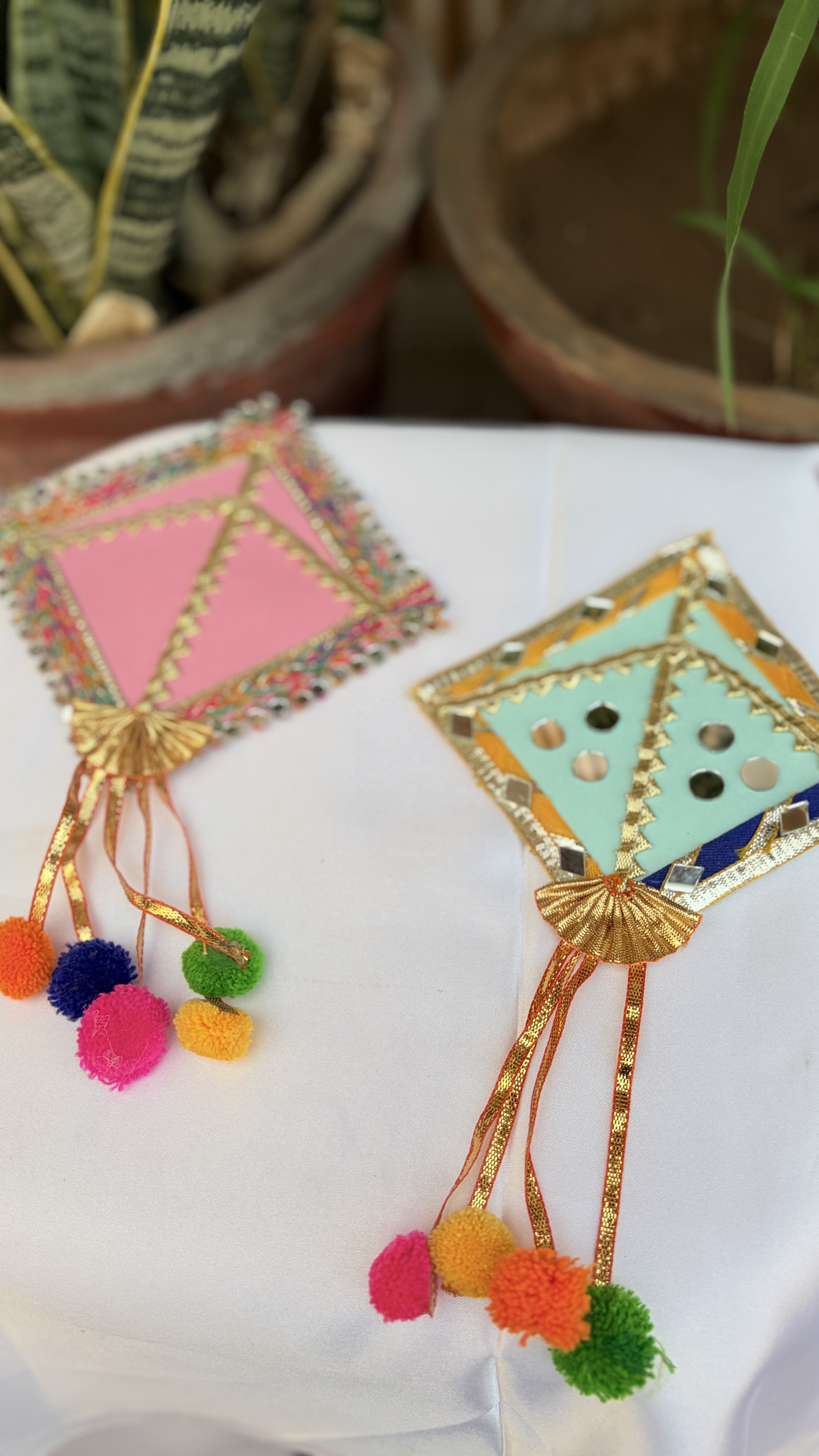 เช่นเดียวกับภาพ