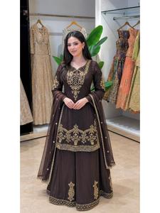 Ensemble élégant haut en crêpe de soie naturel, palazzo et dupatta avec magnifiques broderies et sequins pour femme, tenue de créateur pour mariage et soirée - Product Image 4