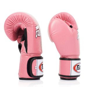 Guantes Profesionales Fairtex para Competición, Agarre Ergonómico, Cuero Genuino de Vaca, Antideslizantes, Absorben la Humedad, para Muay Thai y Boxeo - Product Image 3