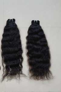 Extensiones de Cabello Natural Rizado Indio Virgen Remy con Doble Trama - Product Image 2