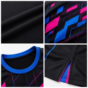 Conjunto de Camiseta de Fútbol para Hombre, Sublimada con Estampado Geométrico, Negro, Rosa y Azul, con Shorts Deportivos Transpirables - Product Image 6
