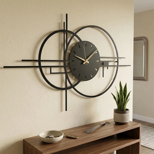 Horloge murale géométrique en métal |   Panneau en acier circulaire abstrait |   Pièce de luxe de style moderne du milieu du siècle |   Grand Horloge Silencieuse Noire - Product Image 1