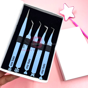 Pinzas para Pestañas Magma Beauty de Acero Inoxidable de 90 Grados, Antimagnéticas, con Punta de Diamante Nano, Agarre Suave/Serrado, Fibra Dorada - Product Image 5