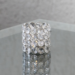 Décoration d'intérieur, perles en fer, petit porte-bougie en cristal, design américain, support de bougie pour décoration de mariage - Product Image 1