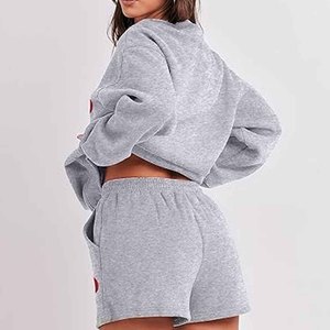 Conjunto de Sudadera con Capucha y Pantalones Cortos con Estampado Floral Rosa para Mujer, Estilo Casual Holgado de Dos Piezas para Usar en Todas las Estaciones - Product Image 6