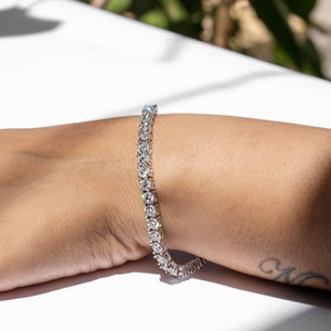 Pulsera de Oro Blanco con Diamantes, Corte Brillante Redondo, Color G, Joyería Clásica para Mujer, Regalo de Aniversario de Bodas para Ella - Product Image 6