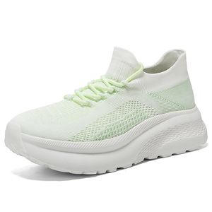 รองเท้าลำลองแบบตาข่ายระบายอากาศได้ดี น้ำหนักเบา ไซส์ใหญ่พิเศษ ดีไซน์หัวกว้าง เหมาะสำหรับเท้าอวบ สวมใส่สบายเหมือนเท้าเปล่า รองเท้ากีฬาเพื่อความสบาย - Product Image 5