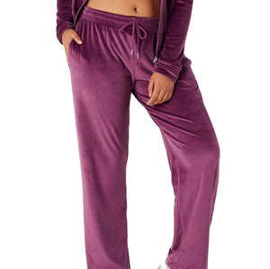 Wholesale Woman <b>Velvet</b> Sweatpants Velour Jogging Pants Made In Pakistan <b>Women</b> Streetwear Clothing OEM <b>Velvet</b> <b>Trousers</b> <b>For</b> Ladies - Product Image 4