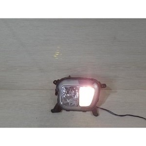 Ensemble de feux antibrouillard avant droit Sorento 2012-2014 d'occasion OEM 922022P600 - Product Image 1