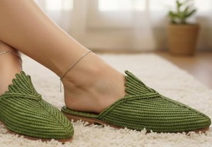 Sandalias de Rafia Verde Hechas a Mano, Sandalias Marroquíes de Verano - Product Image 2