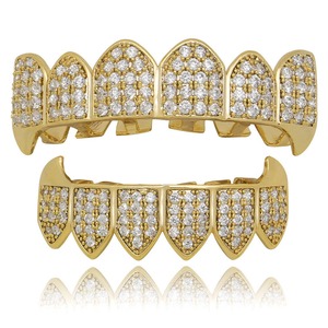 Suministro Directo de Fábrica: Grillz de Diamantes Iced Out de Moda para Amantes del Hip Hop y Estilo de Joyería de Lujo Disponible para la Venta - Product Image 3