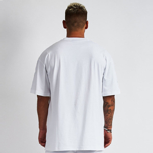 T-shirt noir ample à manches courtes et col rond pour homme, style streetwear uni - Product Image 2