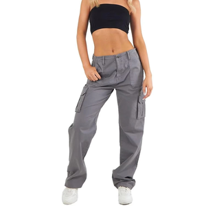 Pantalones cargo de algodón 100% con logo personalizado para mujer, estilo jogger, acampanados, para ropa urbana. - Product Image 2