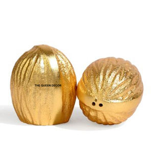 Juego de 2 molinillos de sal y pimienta decorativos de aluminio con forma de nuez, dorados, recargables, para cocina - Product Image 1