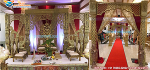 Portable de mariage du sud-indien, Design de paon doré, épaulettes de mariage, célébration indienne, shv Parvati manap - Product Image 3