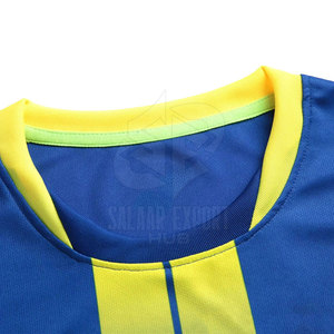 Tenue d'équipe de qualité supérieure, uniforme de football sur mesure, uniforme de football en tissu durable, uniforme de football pour hommes - Product Image 2