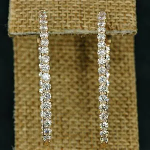 Boucles d'oreilles créoles Moissanite Inside Out en or jaune massif 14 carats, taille ronde VVS1, 3 carats - Product Image 3