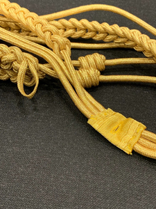 Aiguillette de Mylar Dorado para Uso Ceremonial o Naval, Accesorios Personalizados para Hombro, Aiguilletes para Uniformes Hechos en Pakistán - Product Image 6