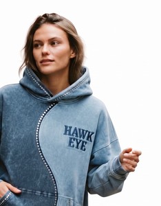 Sudadera con capucha para mujer, bicolor, con pedrería, oversize, lavado ácido, de algodón grueso, forro polar, hombros caídos, con logo personalizado, para invierno - Product Image 4