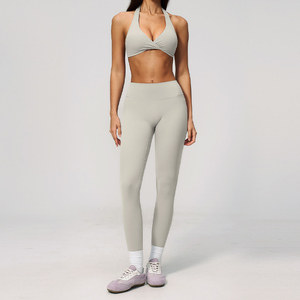 Conjunto de Yoga de 2 Piezas para Mujer, Secado Rápido, Ligero, Sin Costuras, Sujetador Deportivo con Cuello en V, Leggings Deportivos de Cintura Alta con Efecto Levanta Glúteos, Sensación de Segunda Piel - Product Image 1