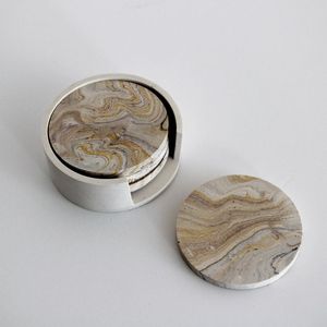 Ensemble de sous-verres en résine époxy faits à la main avec un design artistique unique pour tasses à café, mugs à thé, verres, table à manger et décoration intérieure - Product Image 3