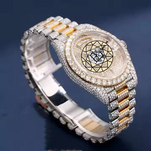Reloj de Cuarzo con Diamantes Estilo Hip Hop Personalizado de EE. UU., Caja de Acero Inoxidable de 46 mm, Pantalla Analógica, Números Romanos, Botón de Presión, Cierre Oculto - Product Image 4
