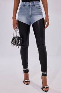 Pantalon en jean taille haute avec empiècements en cuir, fermeture éclair sur le devant, coupe droite pour femme - Product Image 3