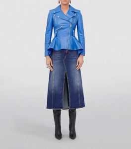 เสื้อแจ็คเก็ตหนังแท้ทรงเปปลัมสำหรับผู้หญิง หนังแกะแท้ สีน้ำเงิน ซิป ดีไซน์เนอร์แฟชั่น ฤดูใบไม้ร่วง ฤดูหนาว ระบายอากาศได้ดี พร้อมโลโก้ตัวอักษร - Product Image 3