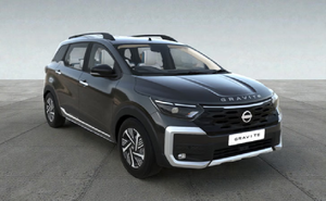 NISSAN "GRAVITE" à vendre à prix abordable – Voiture en excellent état avec une consommation de carburant et des performances exceptionnelles – Achetez à prix réduit - Product Image 5