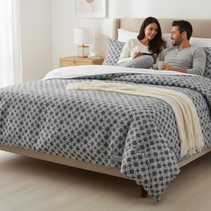 Ensemble de draps double en microfibre moderne au fini doux couleur pêche |   Literie écologique 200TC légère, respirante et résistante à la décoloration - Product Image 2