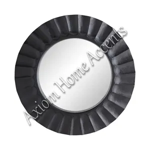 Miroir mural décoratif sculpté avec soin, avec cadre en métal élégant, pour salon ou couloir, par Axiom Home Accents - Product Image 6
