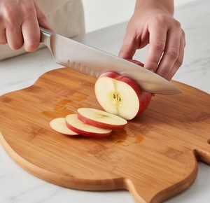 Planche à découper en bambou en forme de pomme avec trou de suspension, bloc de découpe en bois naturel pour la préparation des aliments en cuisine - Product Image 6