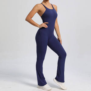 Mono de yoga de una pieza para chicas altas, con efecto fruncido en los glúteos, pantalones acampanados, ropa deportiva con logo personalizado - Product Image 5