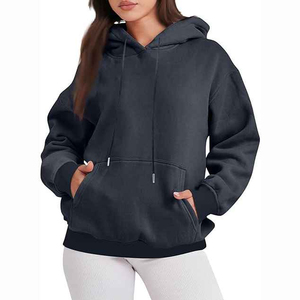 Sudaderas con Capucha de Invierno para Mujer, Color Sólido, Personalizadas con Logotipo, MOQ Bajo, OEM, Algodón y Poliéster, Corte Ajustado - Product Image 1