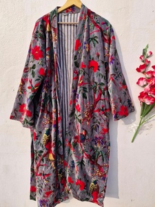 Bata Kimono Acolchada de Terciopelo con Estampado de Pájaros Grises, Chaqueta Larga Forrada Hecha a Mano Estilo Boho, Abrigo de Invierno para Mujer, Venta al por Mayor Personalizada - Product Image 6