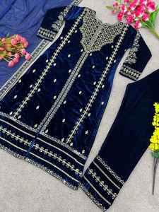 BLOSSOM FABRIC - Conjunto de Fiesta para Mujer, Diseño Pakistaní, Top de Terciopelo con Dupatta, Bordado Intenso, Parte Inferior Completamente Cosida, Patrones Elegantes 4 - Product Image 3