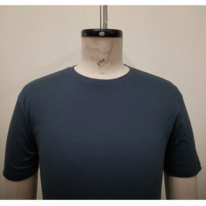 T-shirt en coton uni pour homme, coupe classique, tissu respirant, vêtement décontracté pour l'été, confort quotidien, style moderne et look urbain - Product Image 5