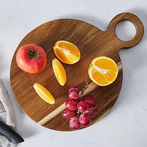 Planche à découper ronde en bois d'acacia avec poignée, planche à fromage en bois écologique pour la cuisine, charcuterie, passe au lave-vaisselle - Product Image 3
