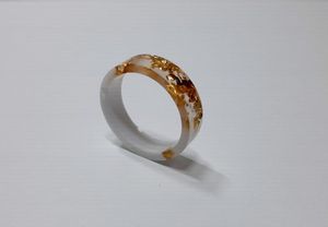 Bague en résine faite à la main pour femmes, bague statement en résine colorée unique, accessoire de bijouterie tendance pour les fêtes, tenue décontractée - Product Image 2