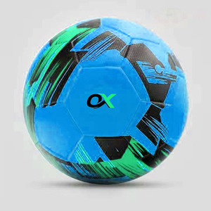 Ballon de football Oxva Industries de qualité supérieure, taille officielle, design professionnel durable, en PU thermocollé sans couture - Product Image 5