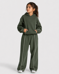 Conjunto Deportivo Personalizado para Niñas, Sudadera con Capucha y Pantalones Deportivos de Felpa, Estilo Casual - Product Image 1